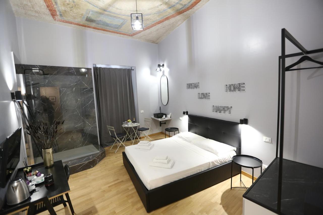 Kiss Me Rome Luxury Rooms Bagian luar foto