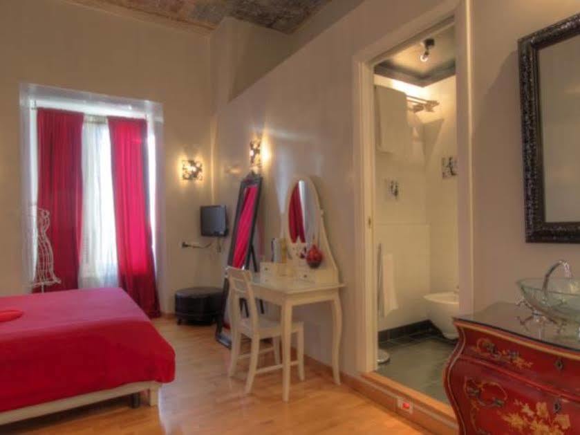 Kiss Me Rome Luxury Rooms Bagian luar foto